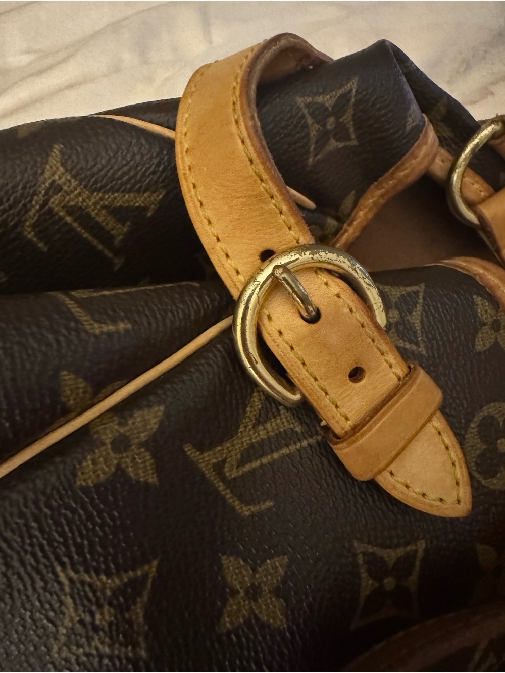 Authentic LOUIS VUITTON Batignolles Horizontal Tote Bag Clean Interior - Picture 7 of 12